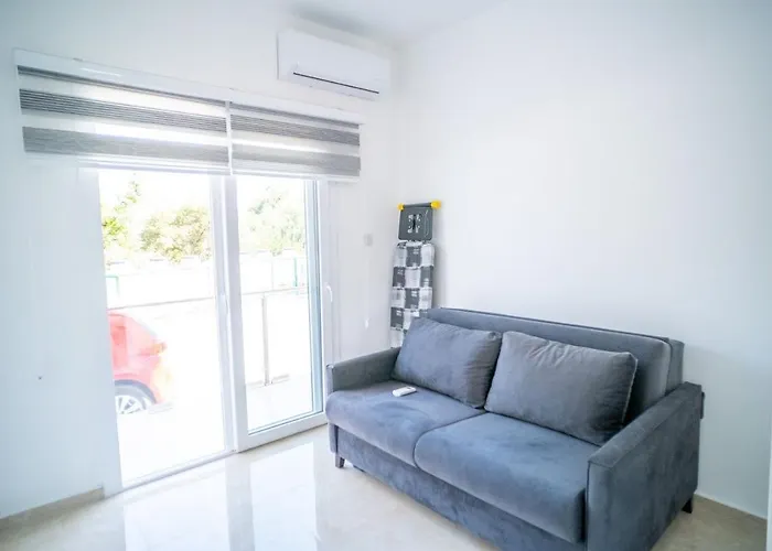 Luxurious 1 Bedroom Duplex Apartment In Palmera Resort Apartman